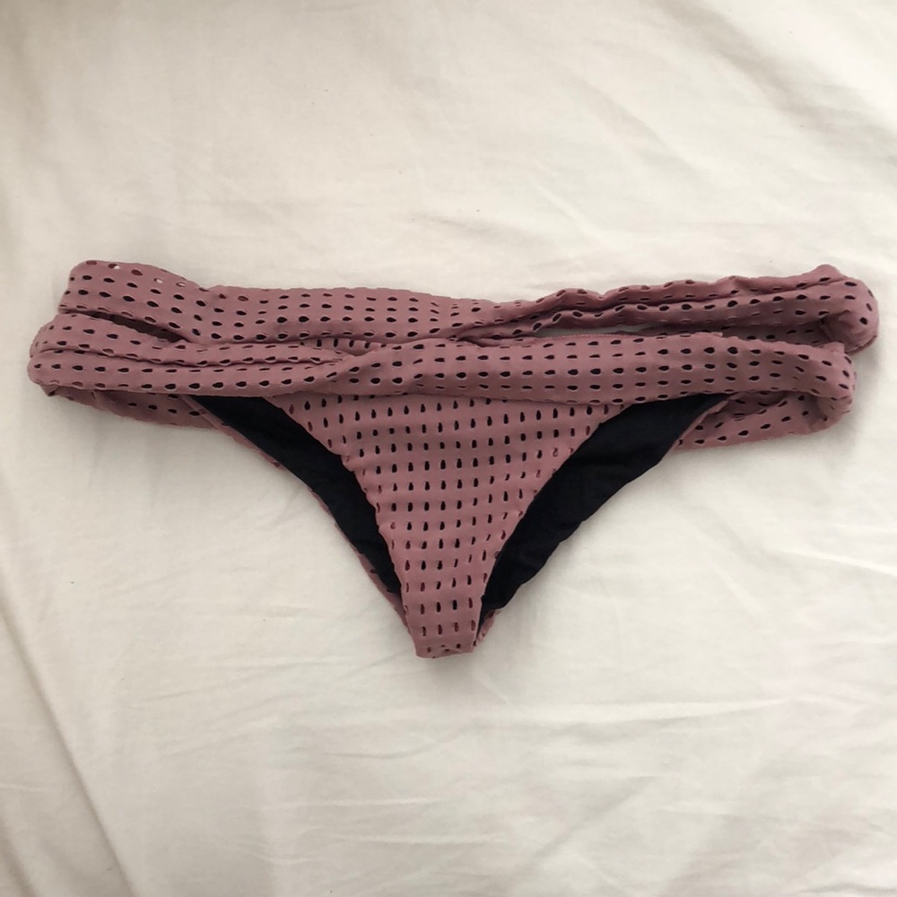 Acacia mesh bottom ‼️
